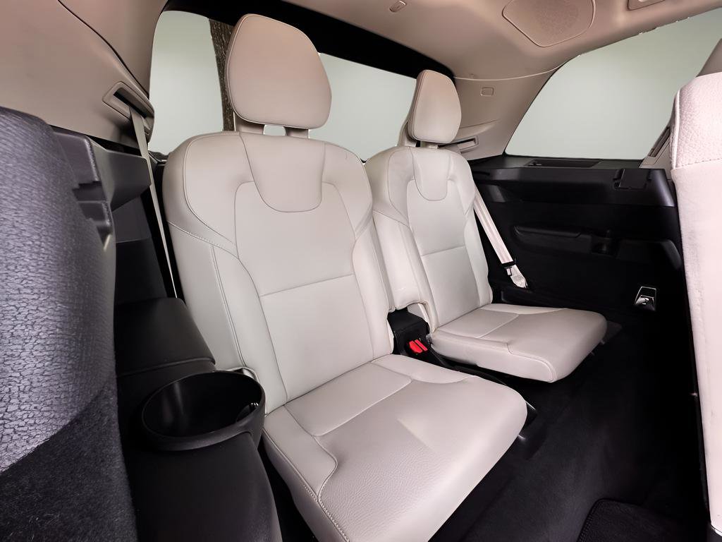 Used 2023 Volvo XC90 B6 Plus w/ Protection Package Premier AWD/4WD image 22