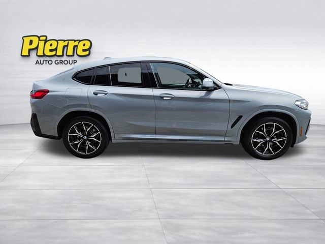 Used 2025 BMW X4 xDrive30i w/ Premium Package AWD/4WD image 6
