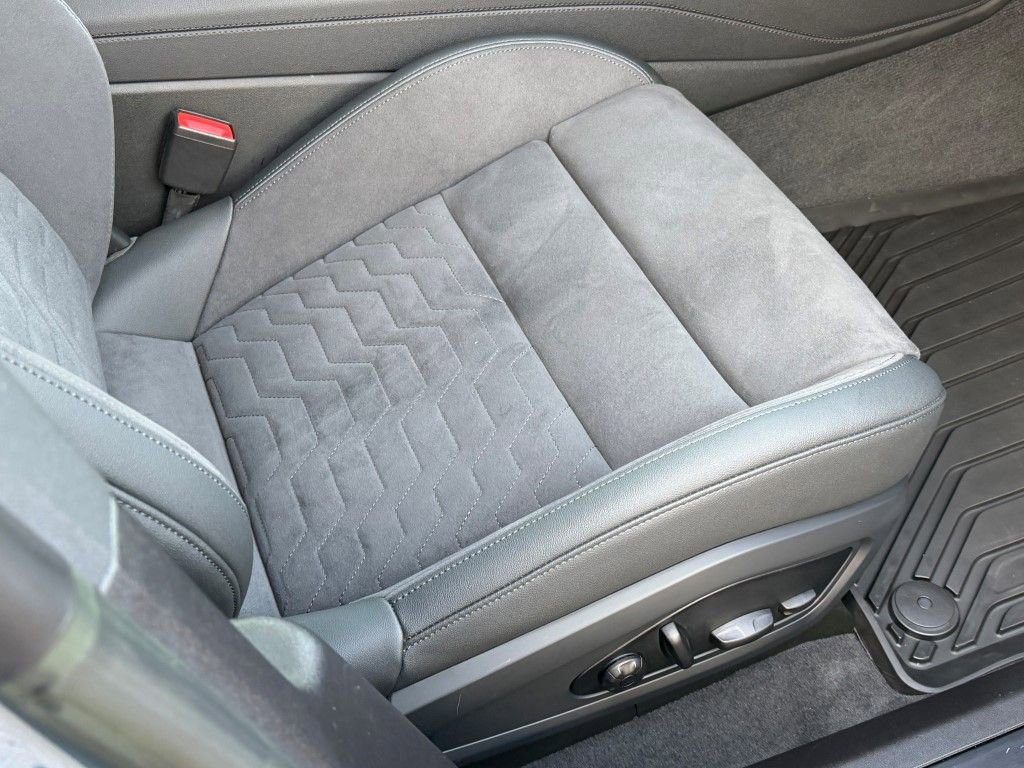 Certified 2023 Audi e-tron GT Premium Plus image 15