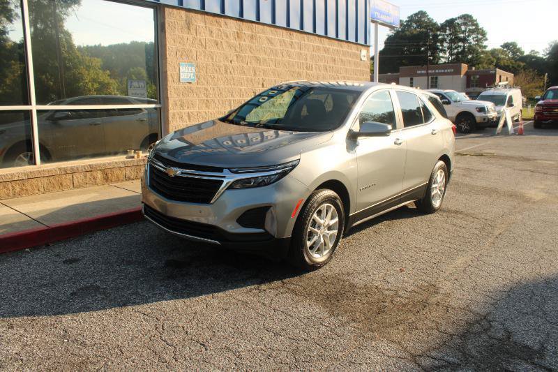 Used 2023 Chevrolet Equinox LT w/ Driver Convenience Package AWD/4WD image 3