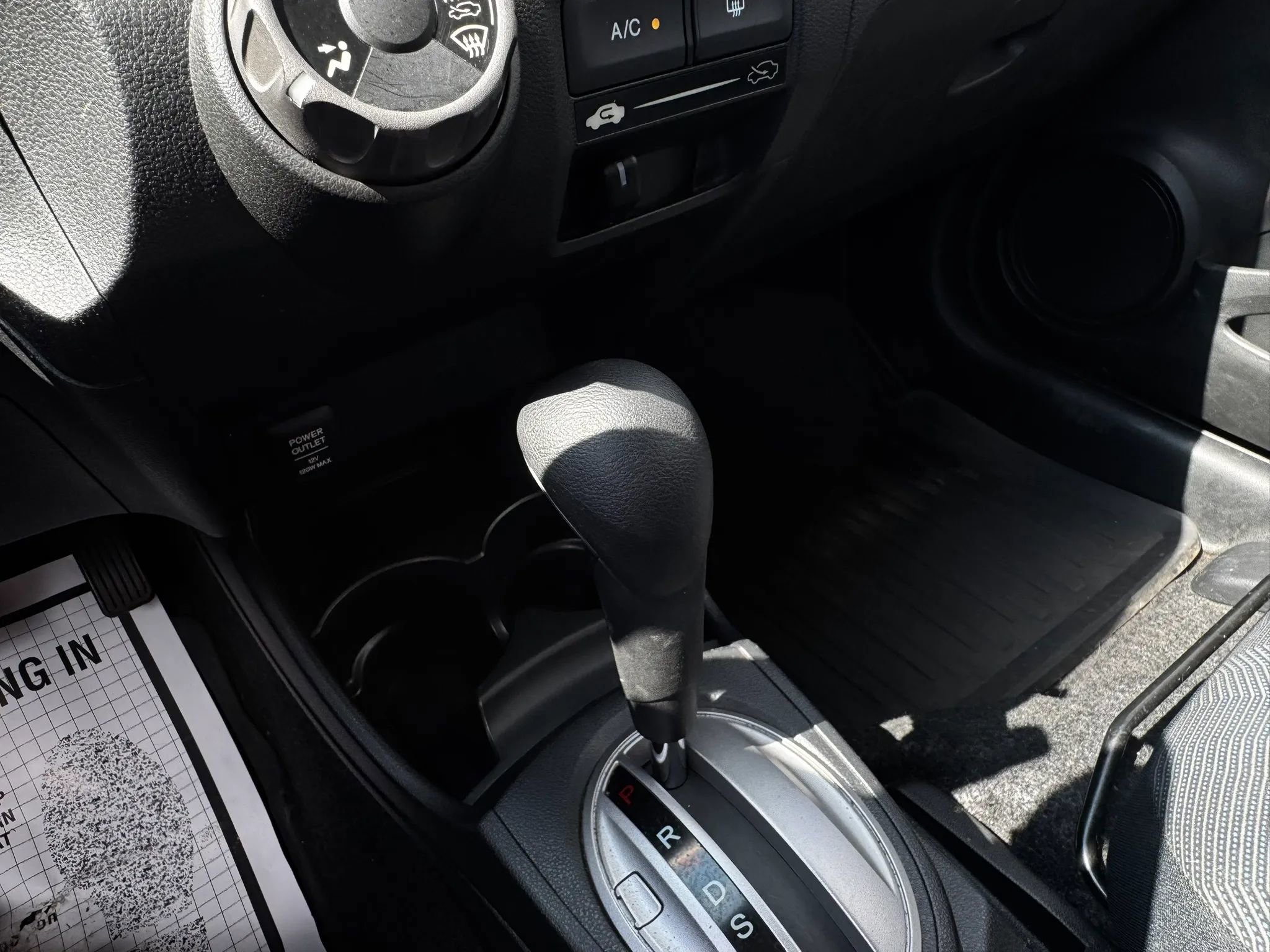 Used 2010 Honda Fit Sport image 20