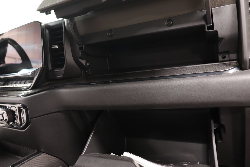 Used 2024 Chevrolet Silverado 2500 ZR2 AWD/4WD image 27