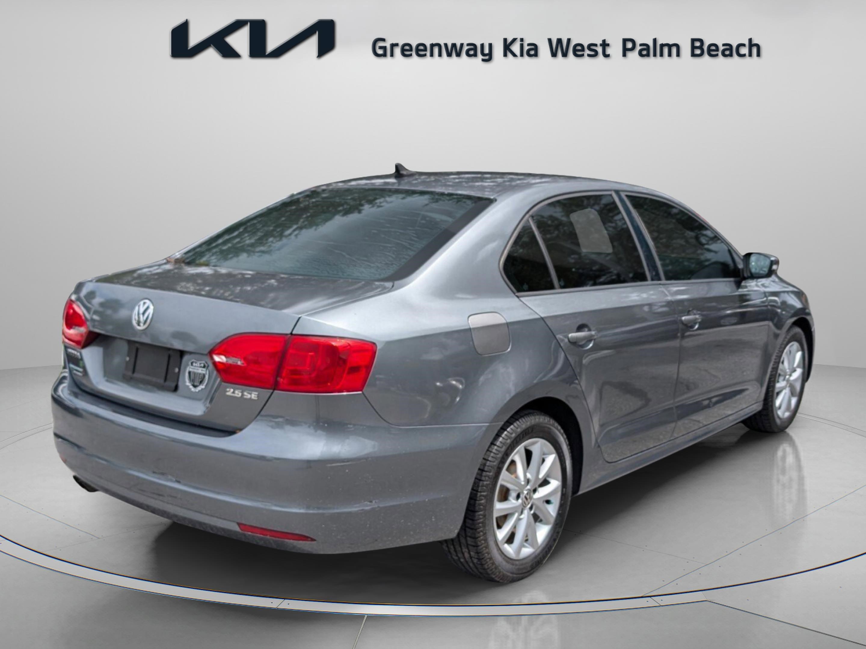 Used 2012 Volkswagen Jetta SE FWD image 7