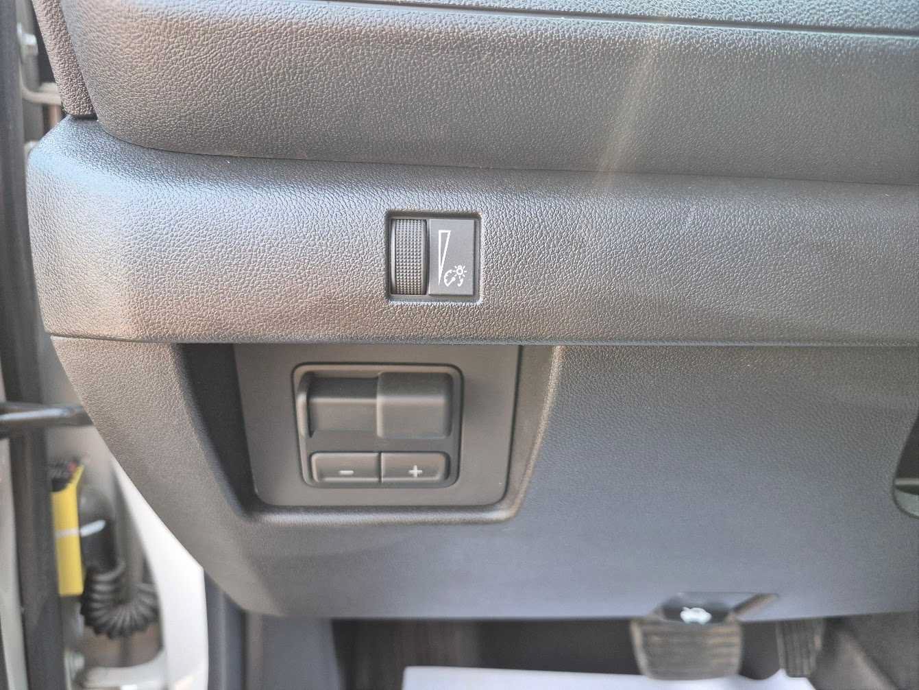 Used 2026 Chevrolet Colorado Trail Boss AWD/4WD image 15