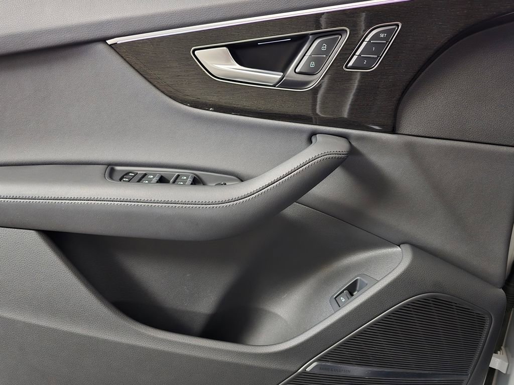 Used 2023 Audi Q7 2.0T Premium Plus w/ Premium Plus Package image 12