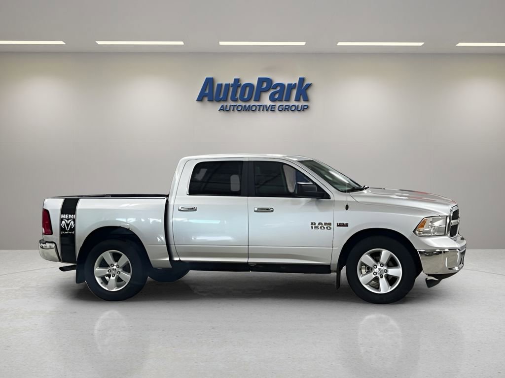 Used 2017 RAM 1500 Classic SLT image 7