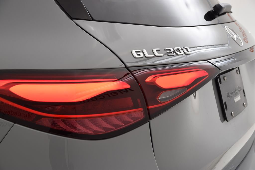 New 2026 Mercedes-Benz GLC 300 4MATIC image 13