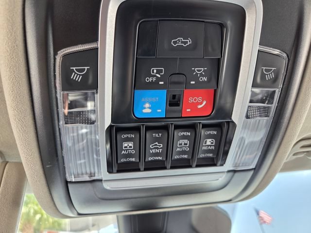 Used 2025 RAM 1500 Tungsten AWD/4WD image 36
