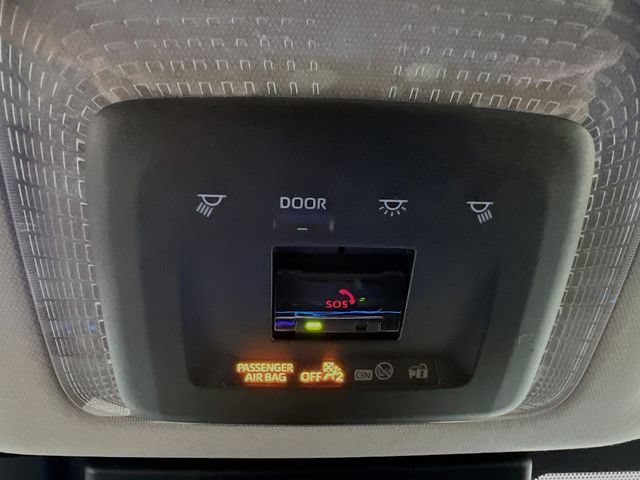New 2026 Toyota Prius Plug-In Hybrid FWD image 18