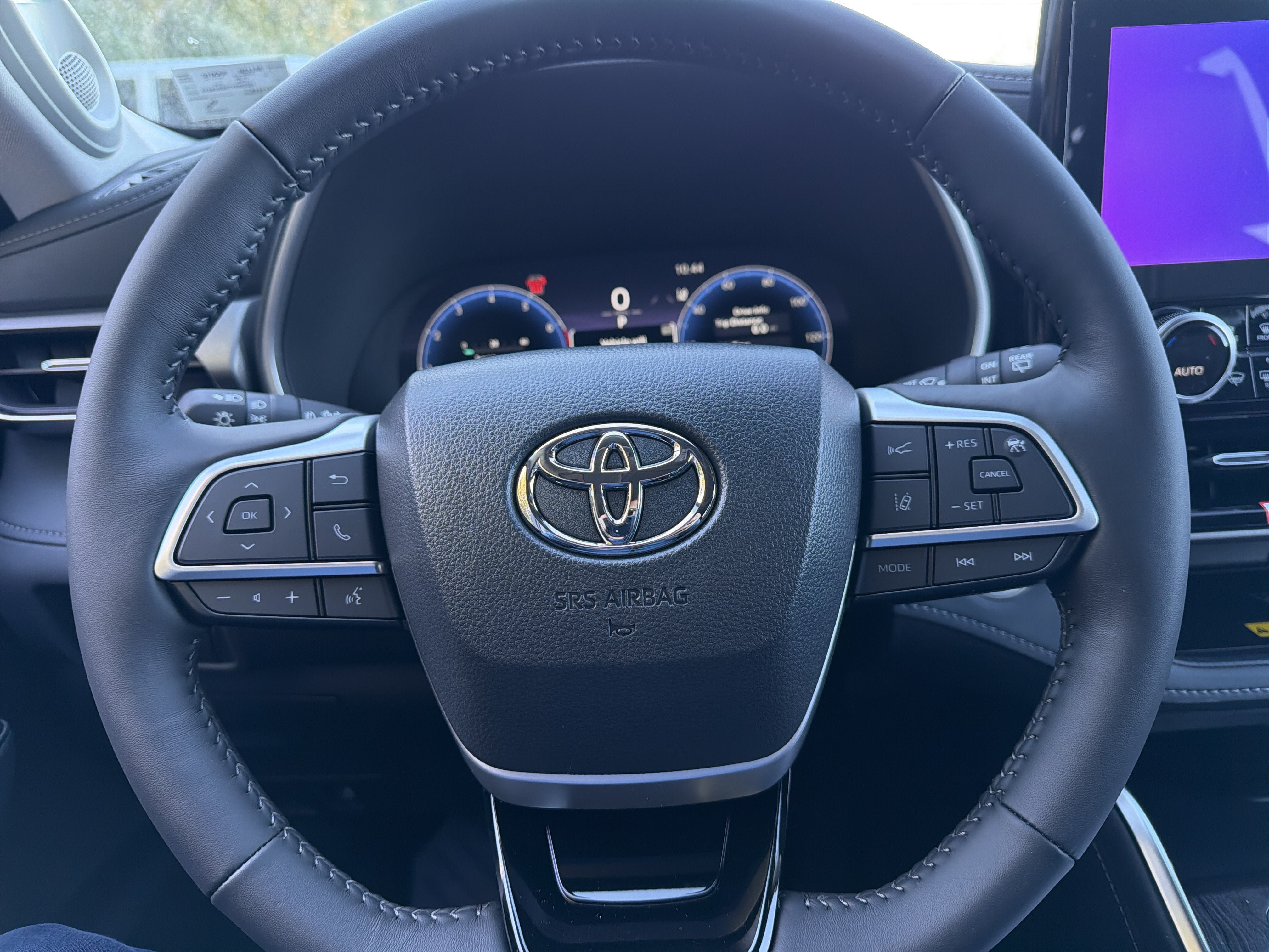 New 2026 Toyota Highlander AWD image 16