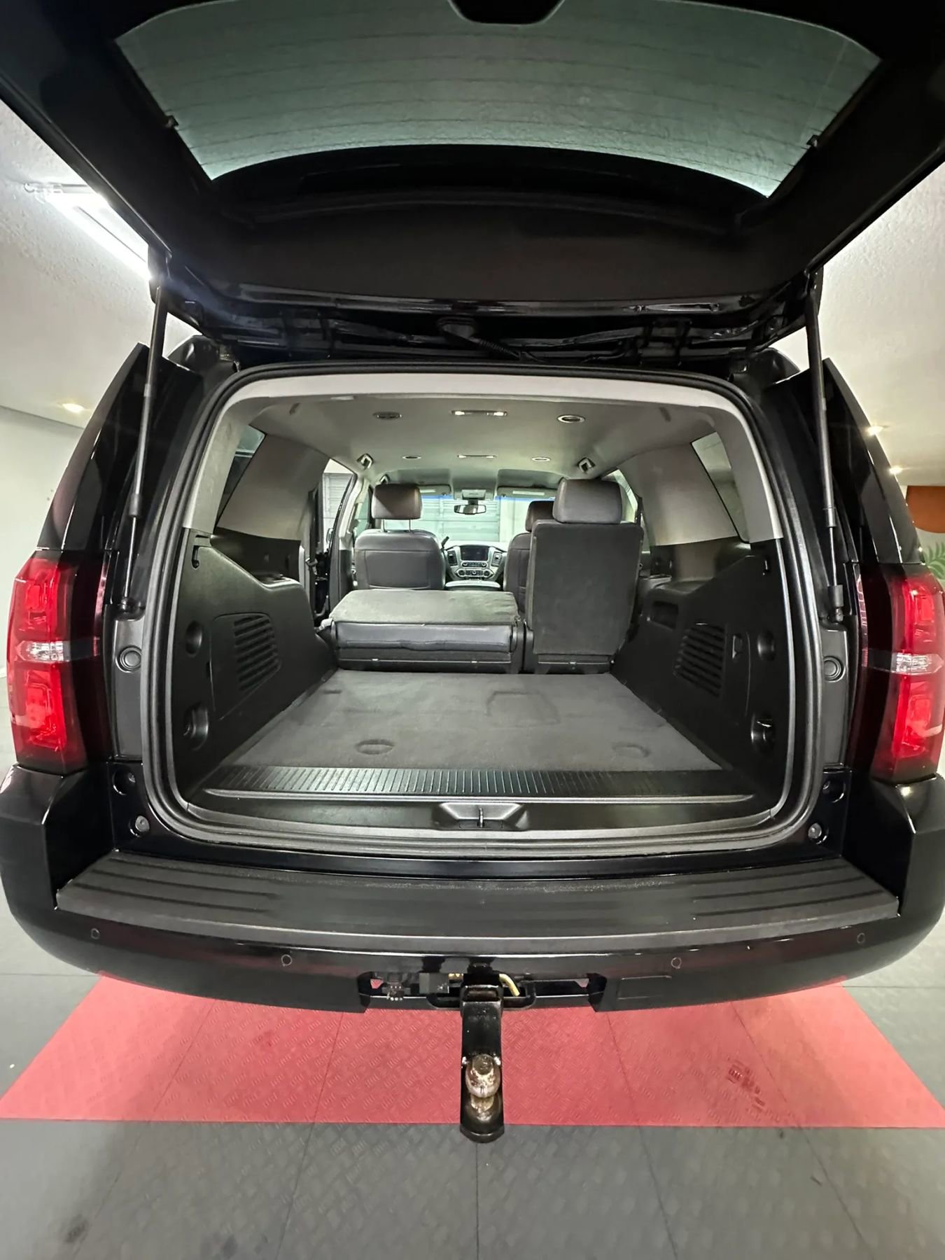 Used 2019 Chevrolet Tahoe LS RWD image 26