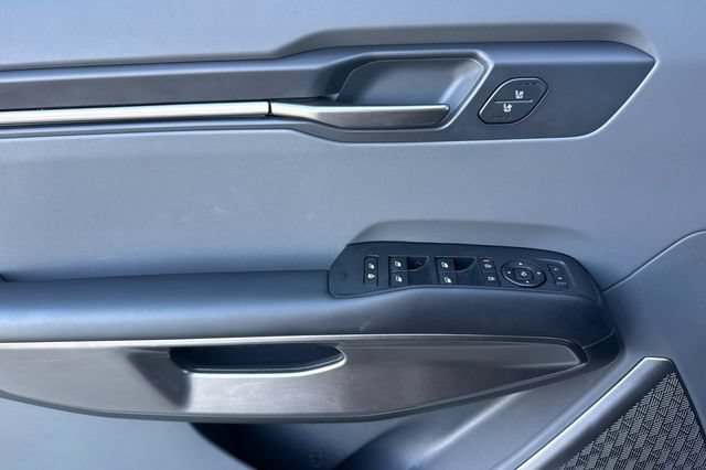 Certified 2024 Kia EV9 Light Long Range RWD image 13