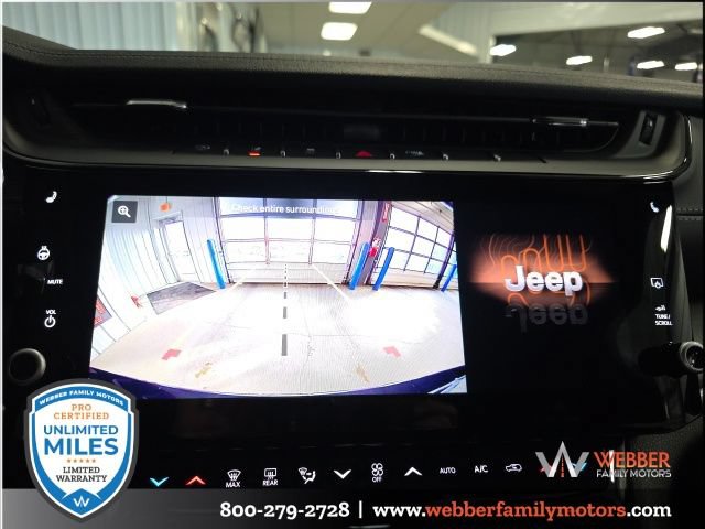 New 2026 Jeep Grand Cherokee Altitude AWD/4WD image 17