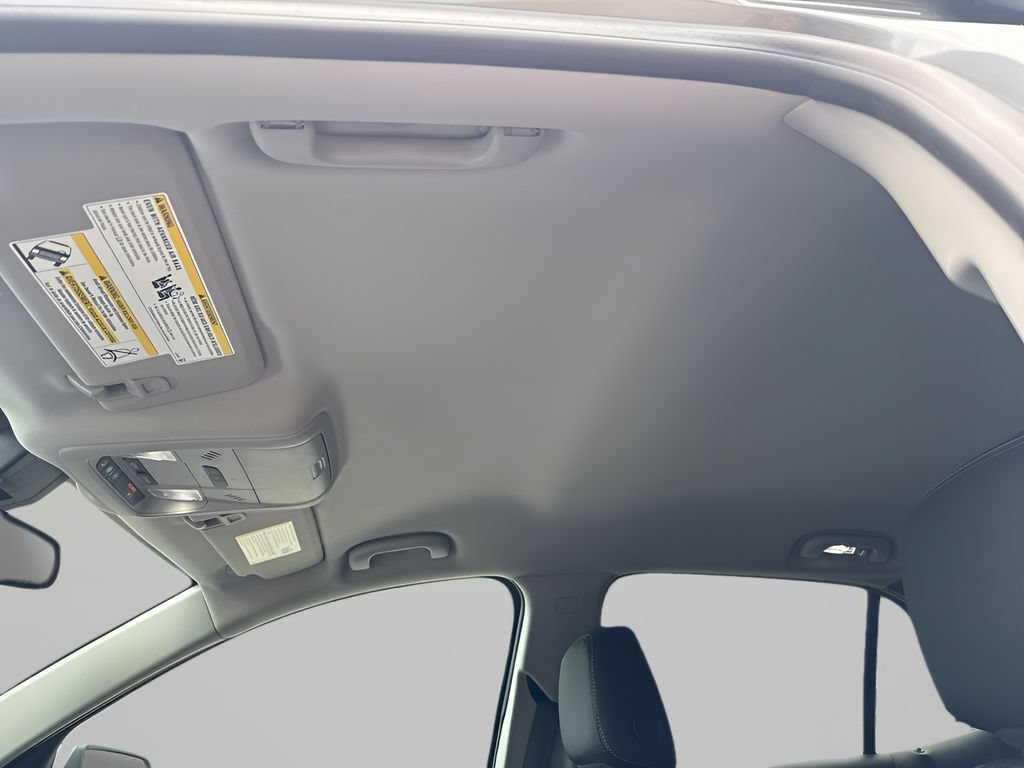Used 2023 Chevrolet Equinox Premier AWD/4WD image 28