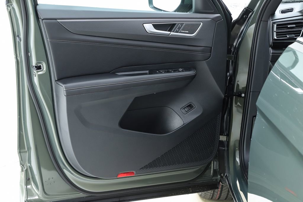 New 2026 Volkswagen Atlas Cross Sport SEL Premium R-Line image 18