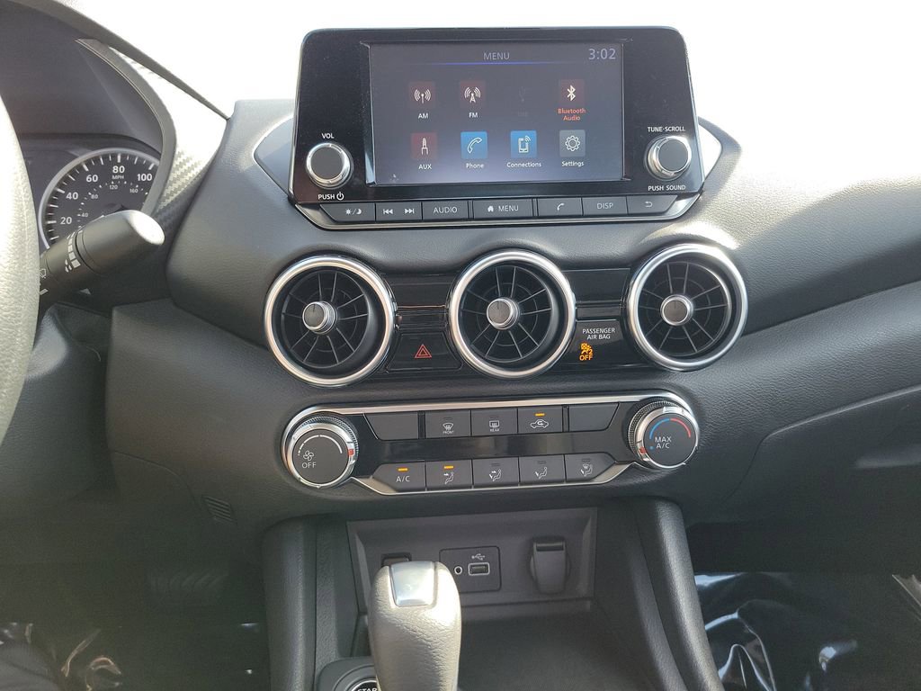 Used 2025 Nissan Sentra S FWD image 13