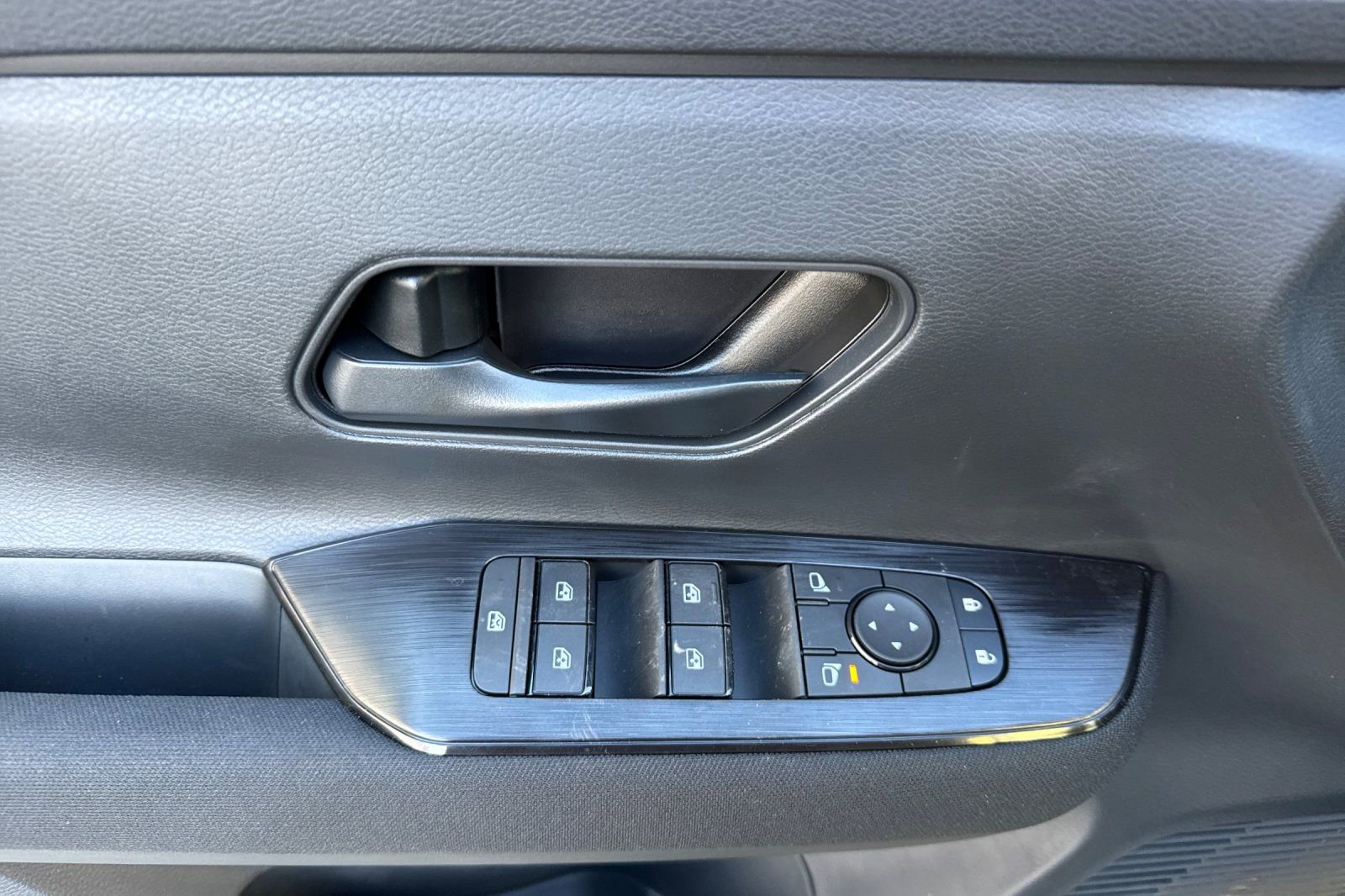 New 2026 Nissan Kicks S image 12