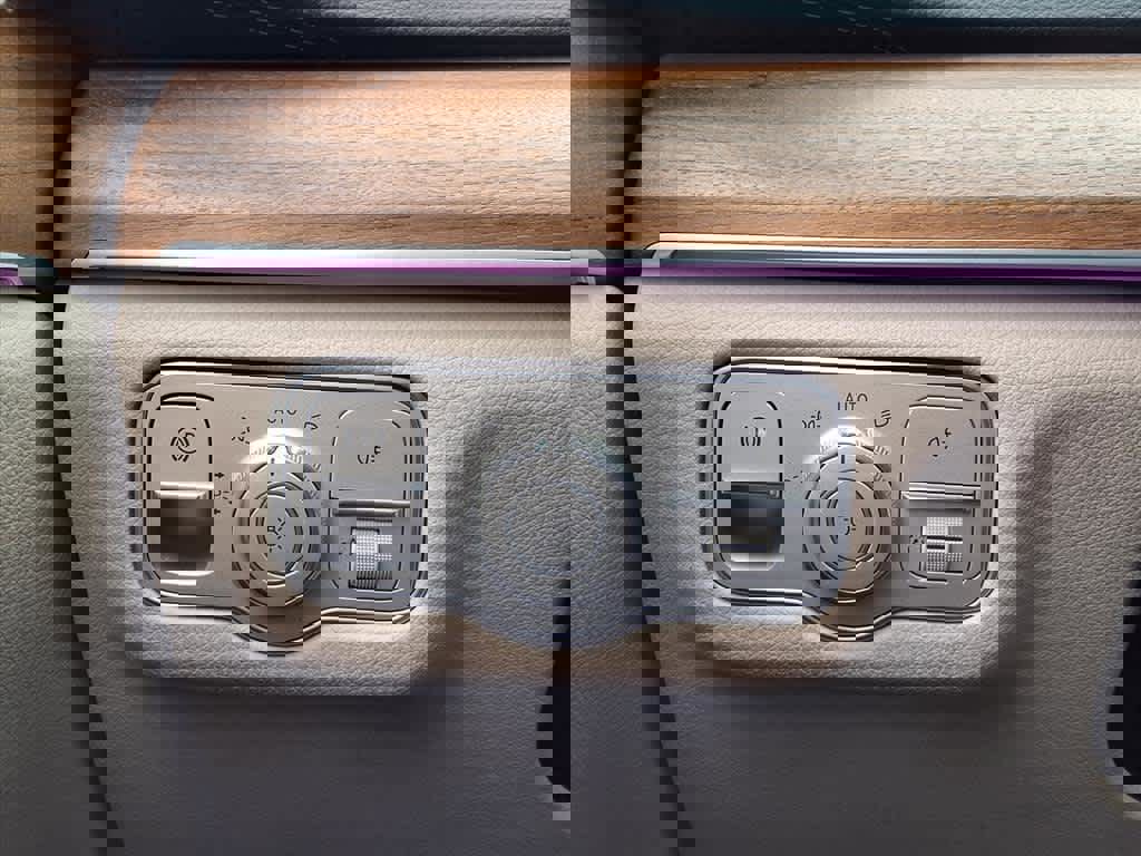 Used 2022 Mercedes-Benz GLS 450 4MATIC image 26