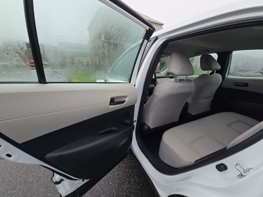 Used 2024 Toyota Corolla Cross L AWD/4WD image 11