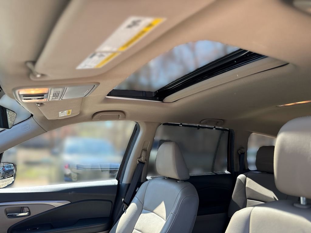 Used 2022 Honda Pilot Special Edition image 16