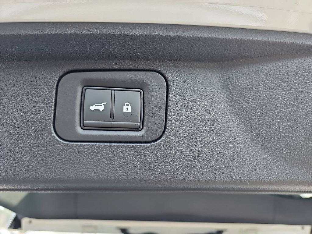 New 2026 Nissan Armada SL w/ Captain's Chari Seat Package RWD image 18