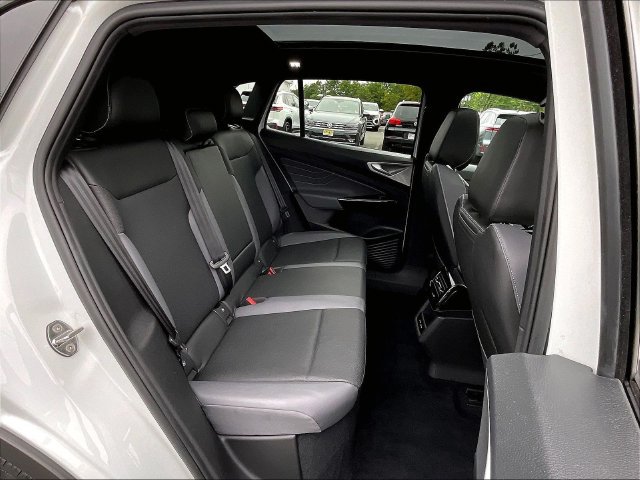 Used 2023 Volkswagen ID.4 S RWD image 21