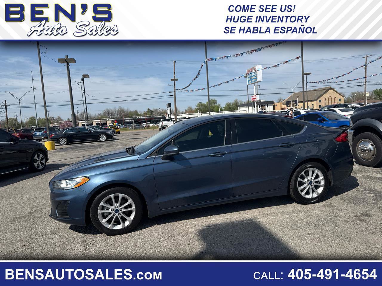 Used 2019 Ford Fusion SE FWD image 1