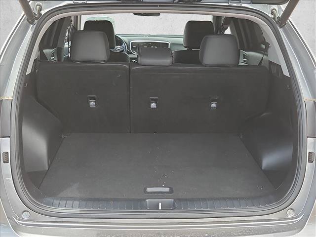 Used 2020 Kia Sportage EX FWD image 6