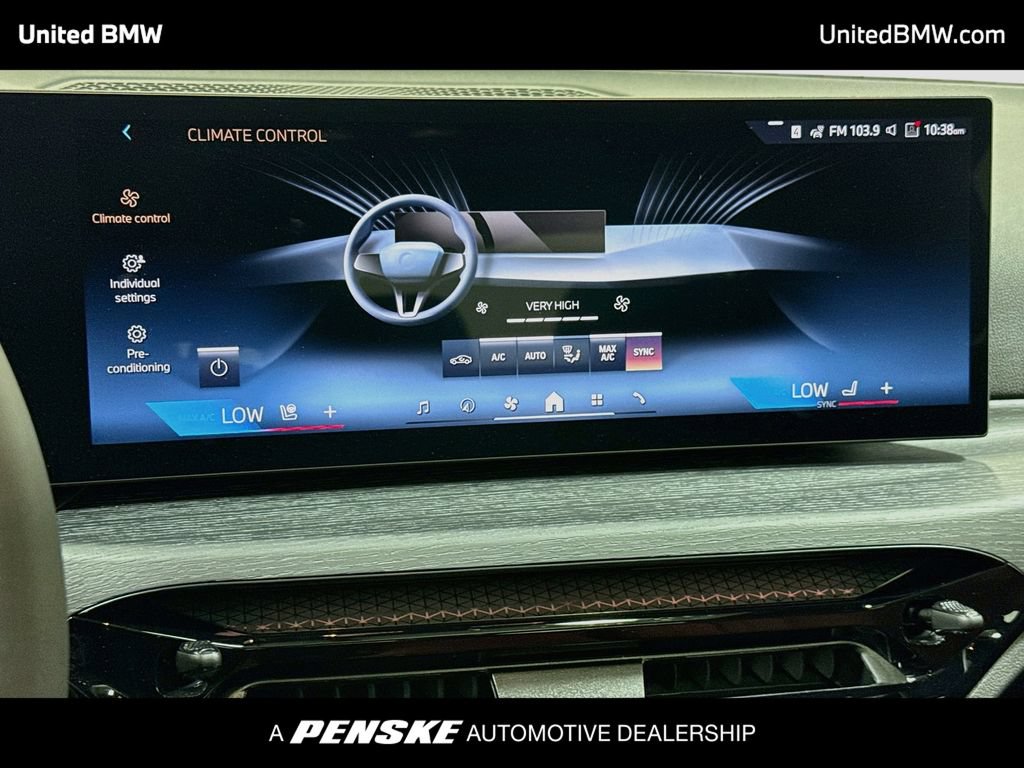 New 2026 BMW 330i Sedan w/ M Sport Package RWD image 18