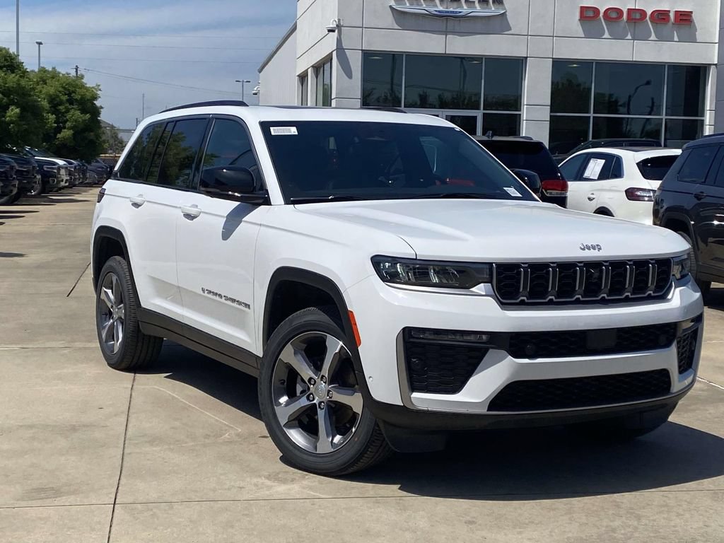 New 2026 Jeep Grand Cherokee Limited w/ Luxury Tech Group II AWD/4WD image 31