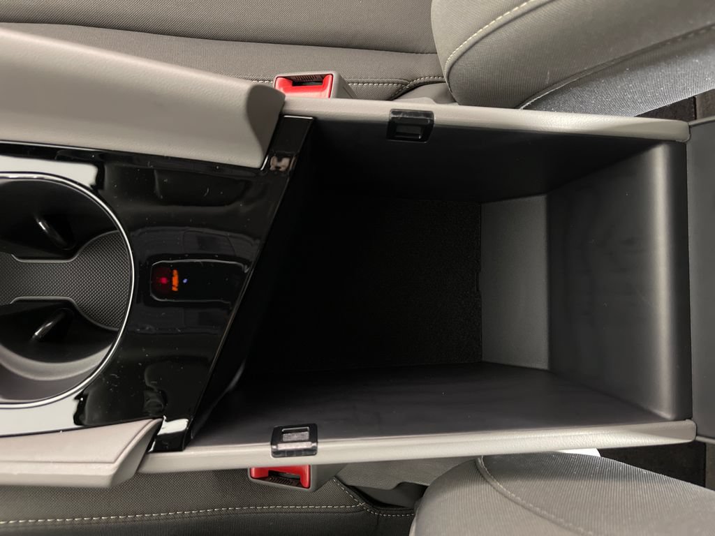 New 2026 Hyundai Elantra SEL FWD image 25