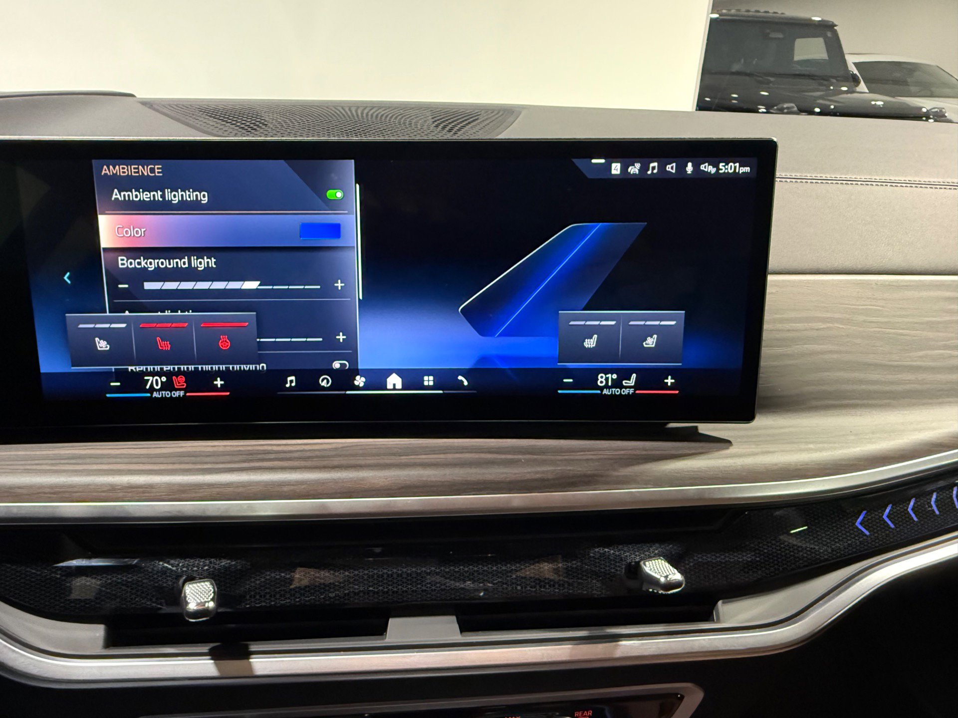 Used 2024 BMW X7 xDrive40i image 47