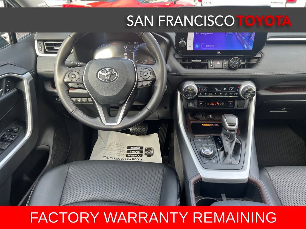 Used 2023 Toyota RAV4 Limited image 32