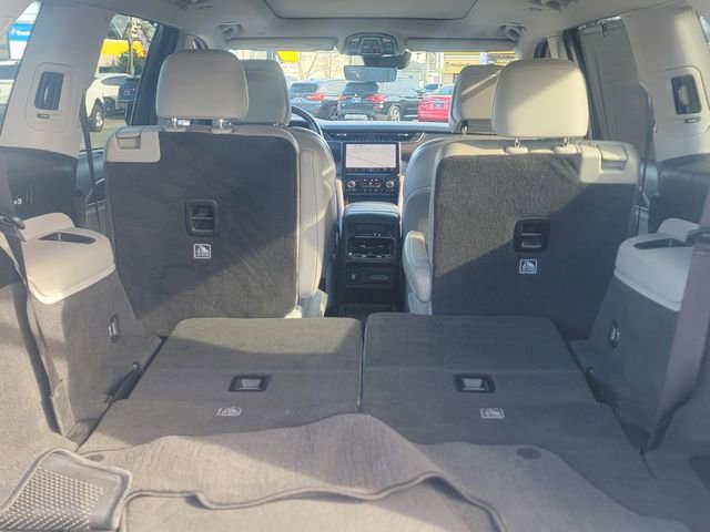 Used 2021 Jeep Grand Cherokee L Overland w/ Luxury Tech Group IV image 9