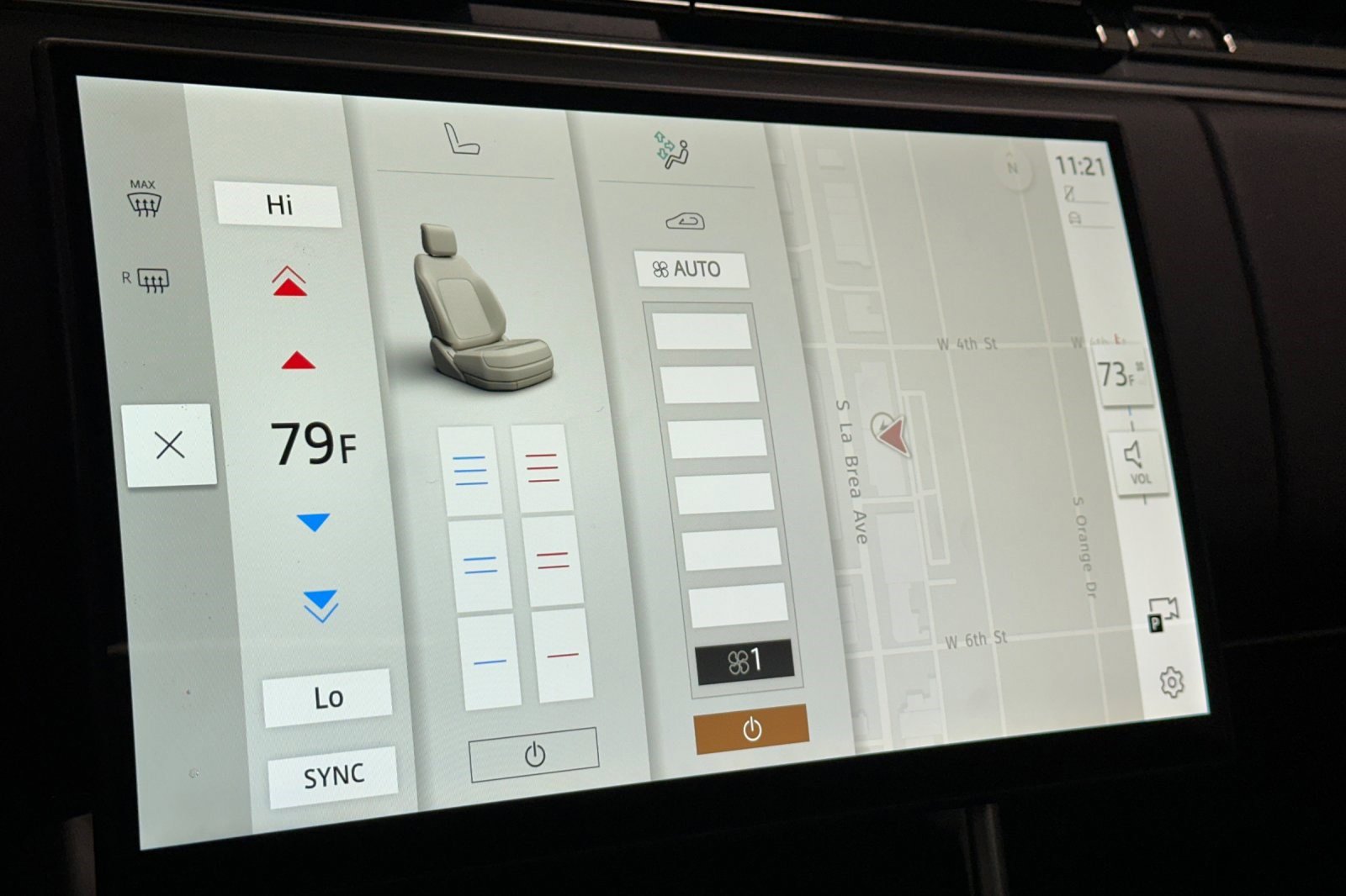 New 2026 Land Rover Range Rover SE image 21