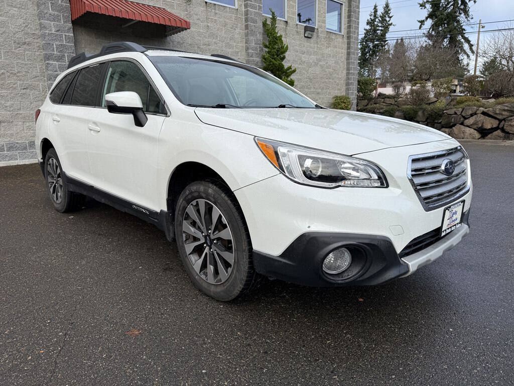 Used 2015 Subaru Outback 2.5i Limited AWD/4WD image 2