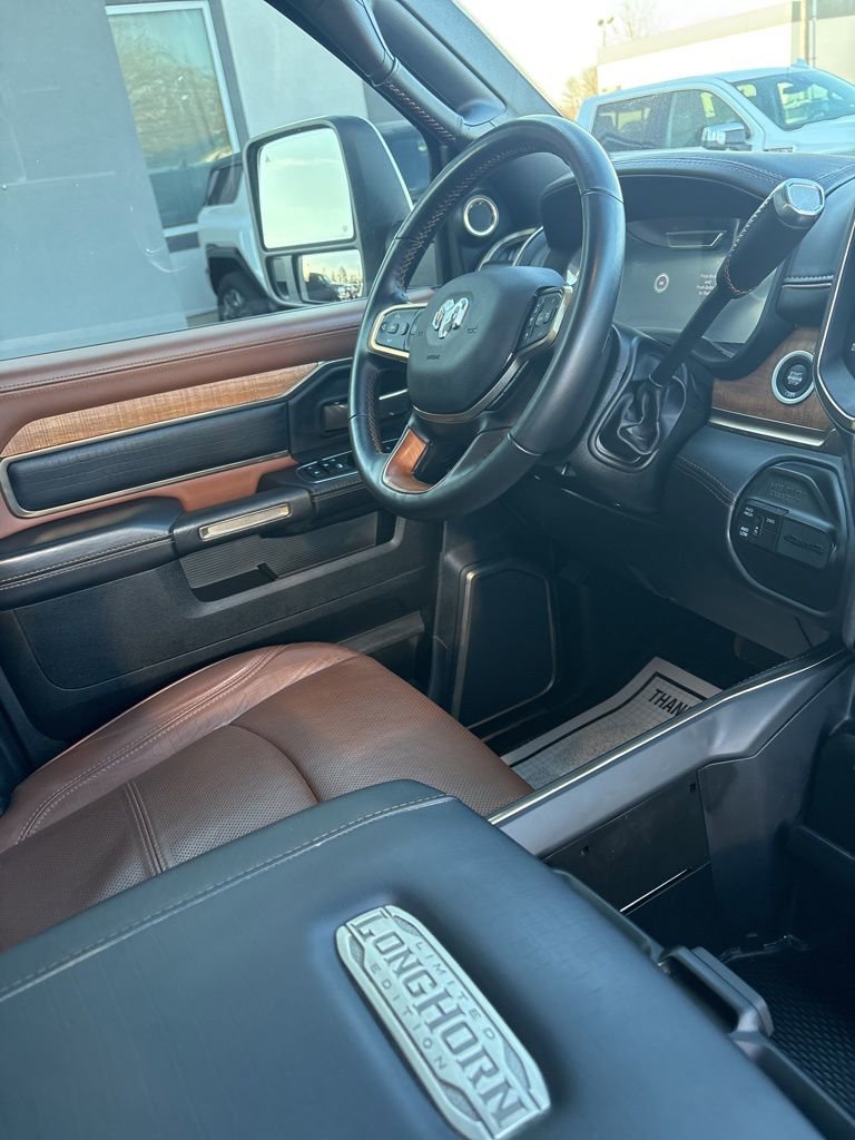 Used 2024 RAM 3500 Limited w/ Safety Group image 29