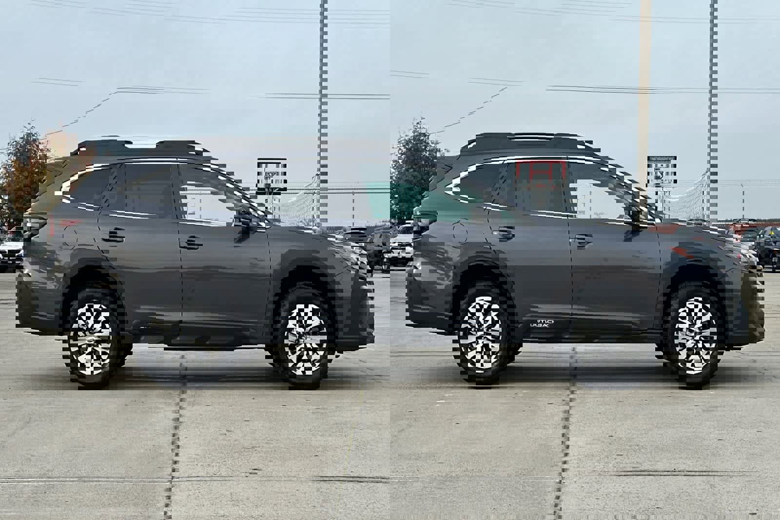 Certified 2025 Subaru Outback Premium image 2