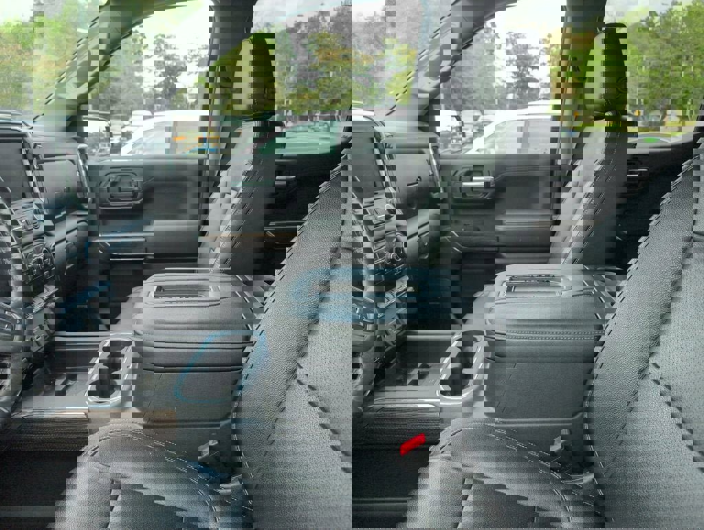 Used 2020 Chevrolet Silverado 1500 RST w/ Texas Edition image 2