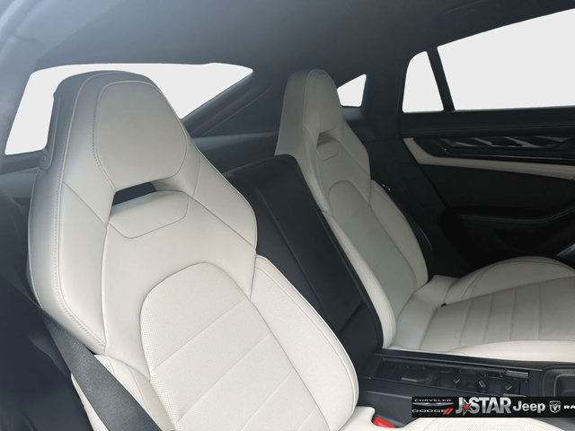 Used 2025 Porsche Panamera Turbo AWD/4WD image 29