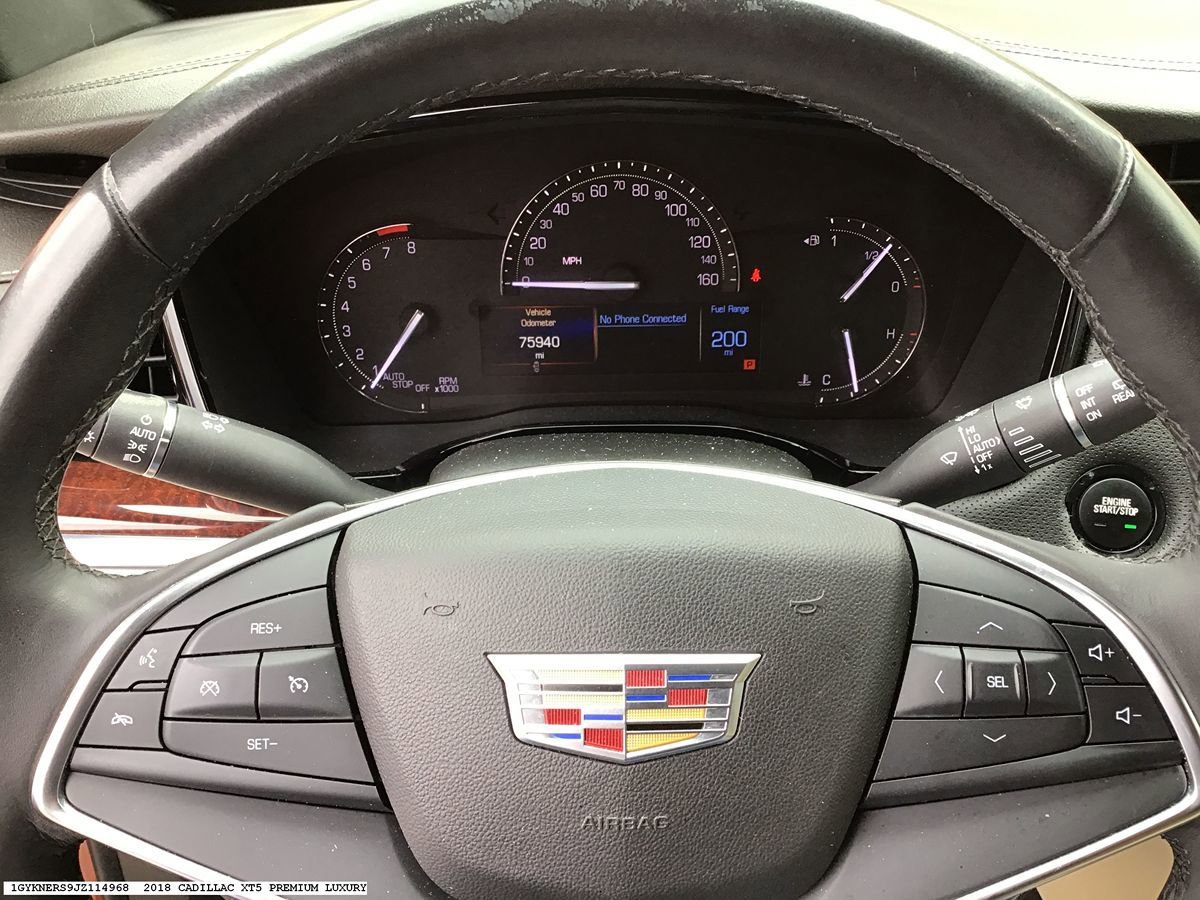 Used 2018 Cadillac XT5 Premium Luxury FWD image 8