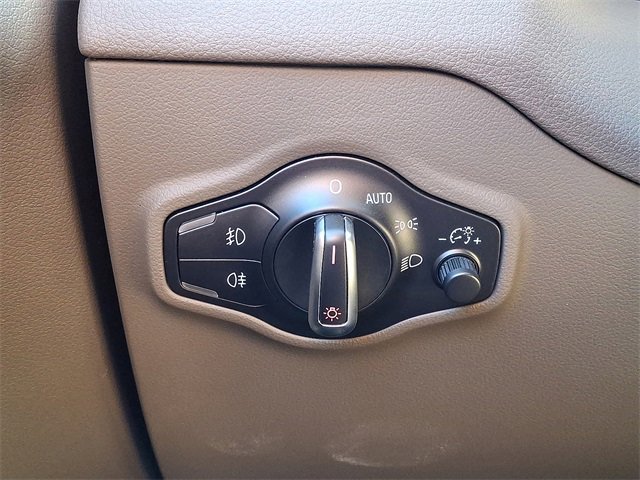 Used 2017 Audi Q5 2.0T Premium image 26