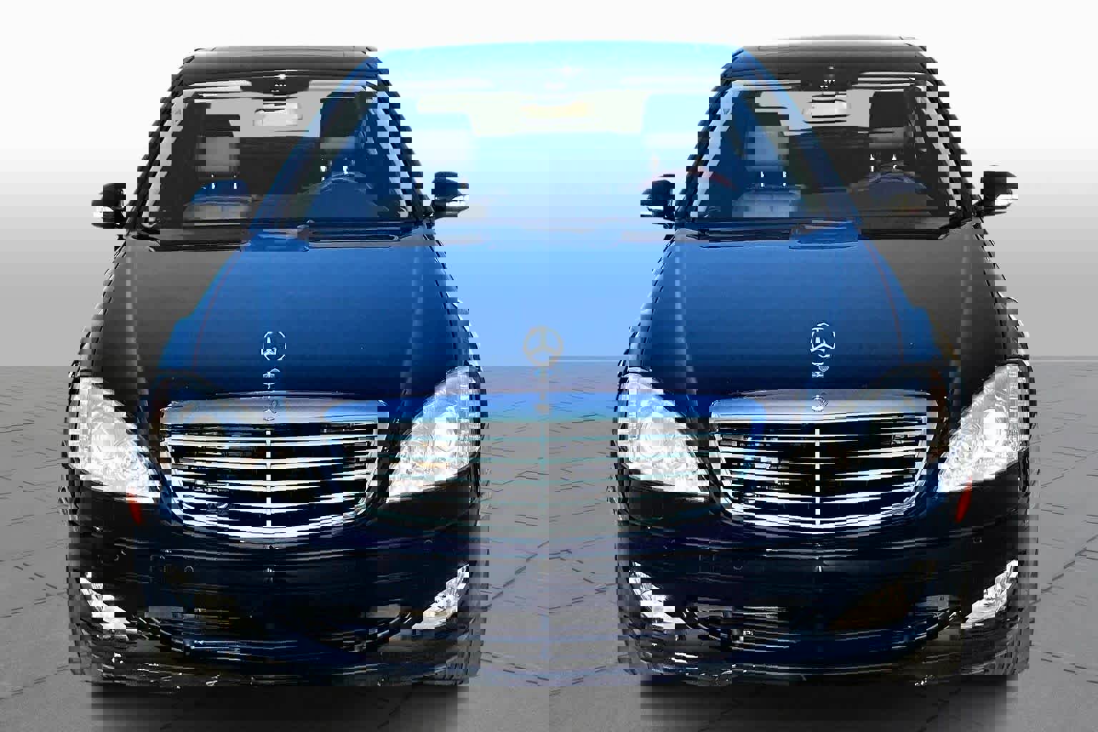 Used 2009 Mercedes-Benz S 550 image 4