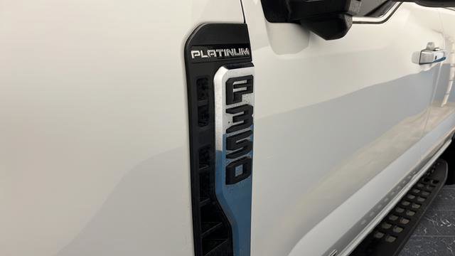 Used 2023 Ford F350 Platinum w/ Tremor Off-Road Package image 45