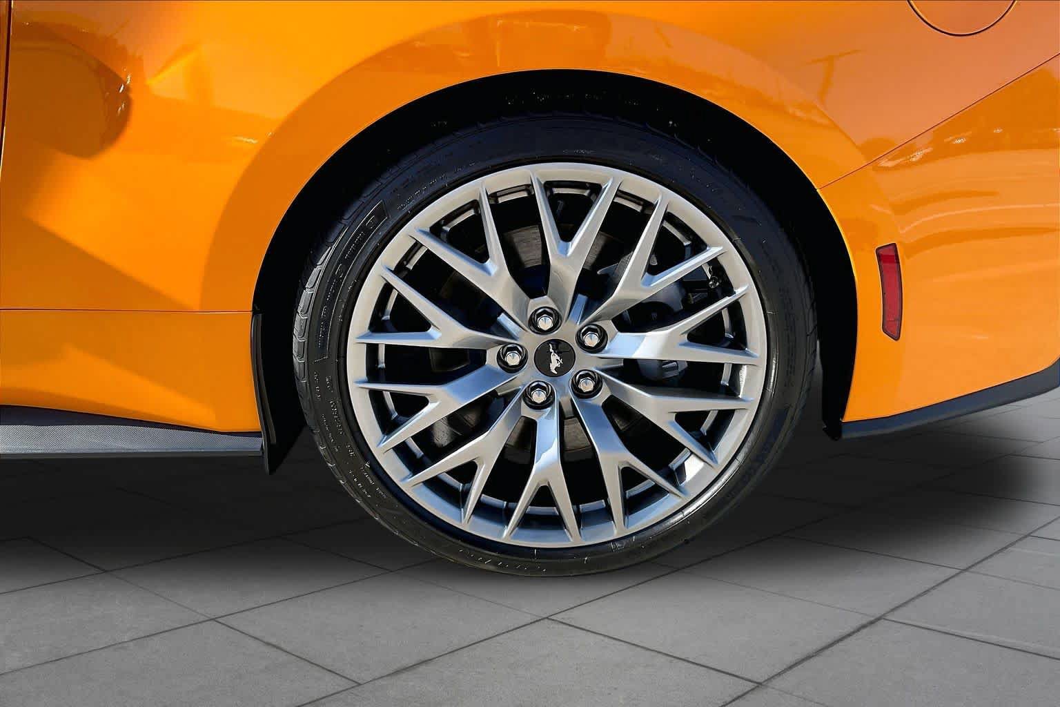 Used 2026 Ford Mustang GT Premium RWD image 9