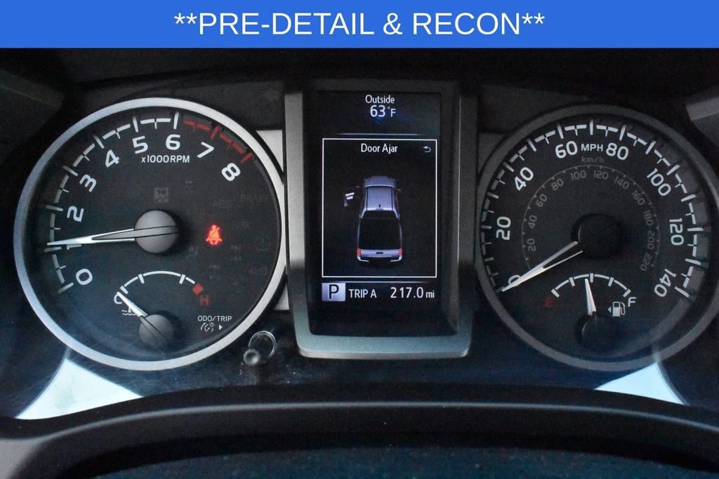 Used 2020 Toyota Tacoma TRD Off-Road w/ TRD Premium Off Road Package AWD/4WD image 11