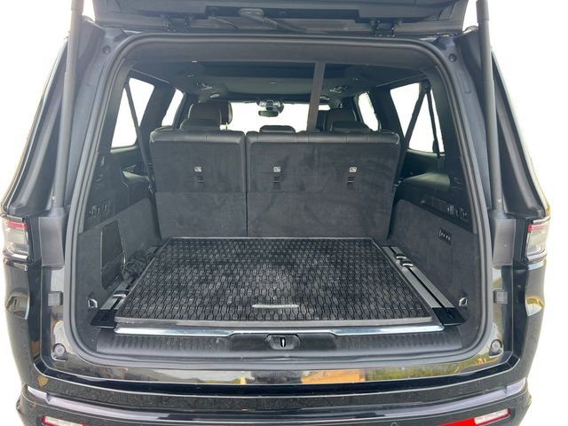 Used 2024 Jeep Grand Wagoneer L Series II w/ Quick Order Packagew 28T image 19