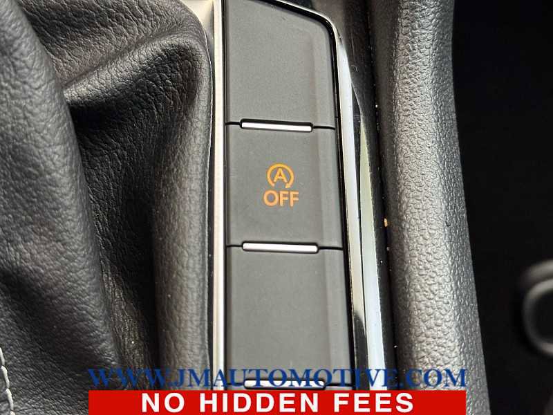 Used 2024 Volkswagen Taos SE FWD image 32