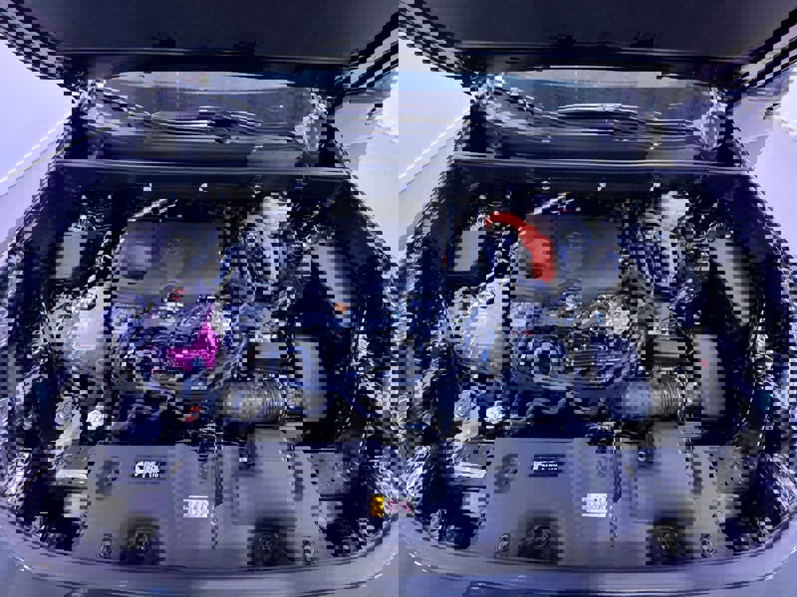 Used 2024 Toyota RAV4 LE AWD/4WD image 3