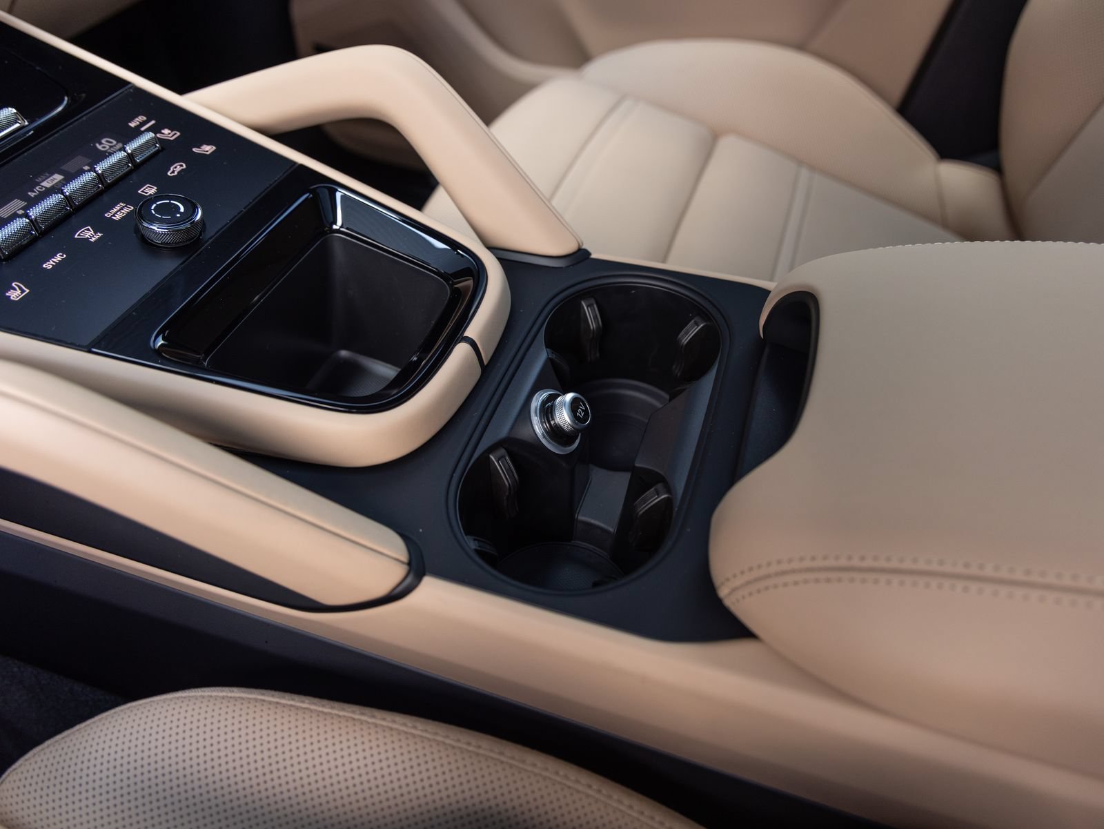 New 2026 Porsche Cayenne S AWD/4WD image 18